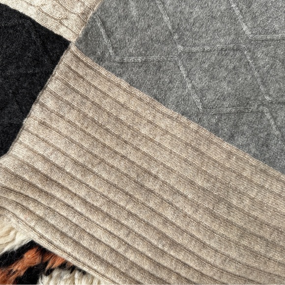 🔥 ZOE Couture 100% Cashmere Patchwork Sweater – New With Tags 🔥 - Picture 5 of 13